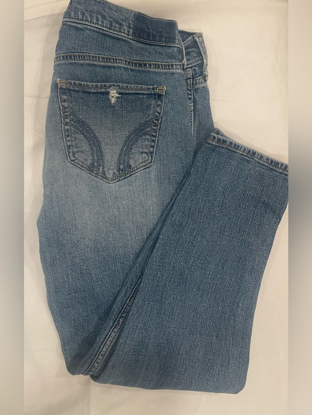 Hollister Straight-Leg Midwashed Blue Jeans